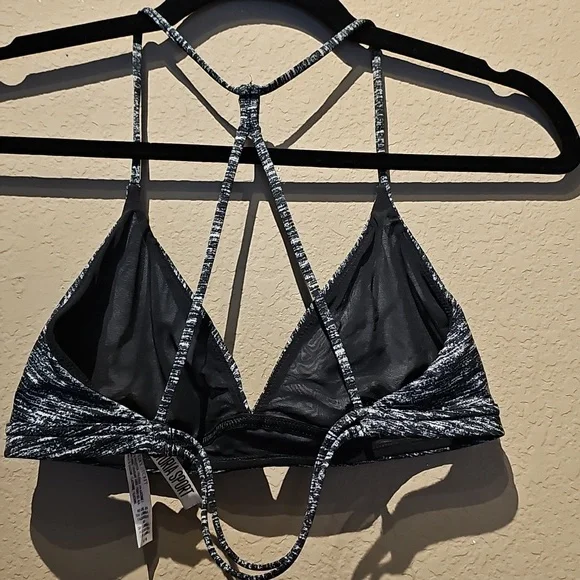 Victoria's Secret Sport Black and White Strappy Sports Bra Size Large - Picture 3 of 3